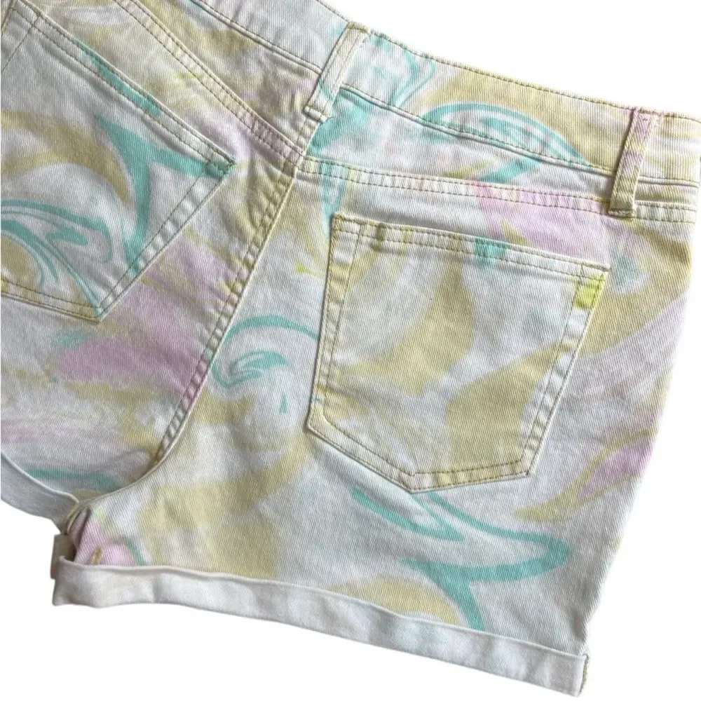 Tinseltown high waist pastel swirl jean shorts size 9
